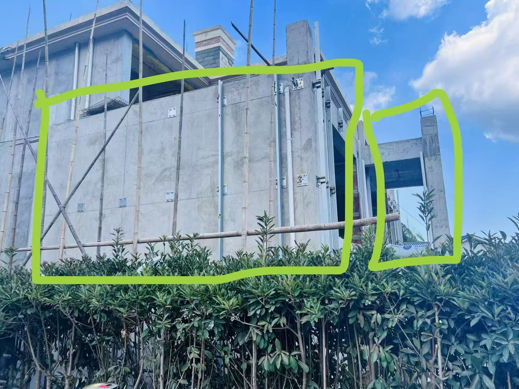 绿色标示部分为违建